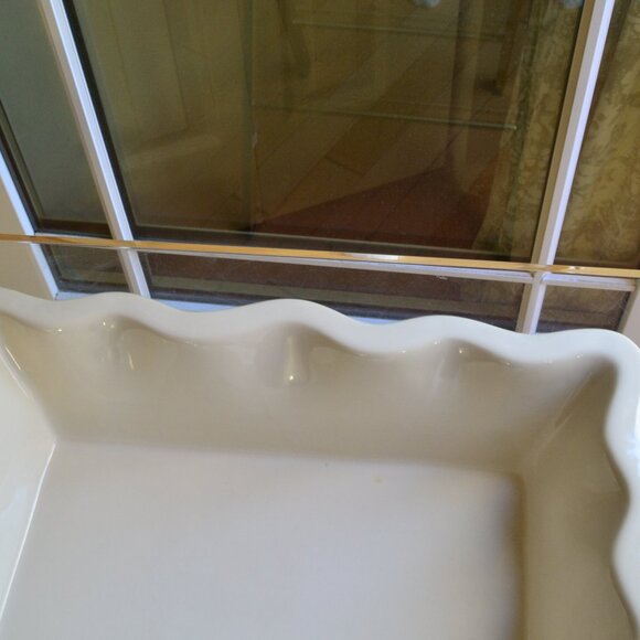 BIA Pie Dish - Picture 3 of 15